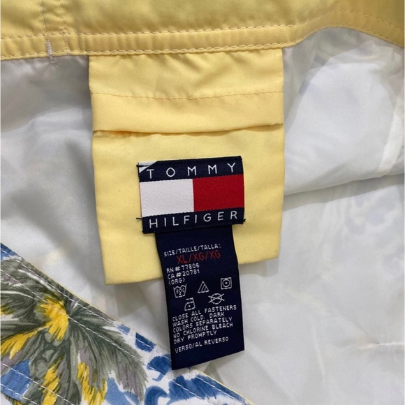 Mens Vintage Tommy Hilfiger Swim Trunks Tropical Print XL - Picture 5 of 6